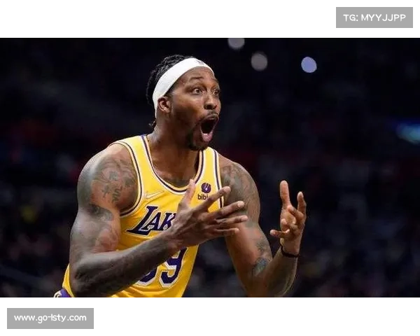 德怀特·霍华德:巅峰时期如何凭借强悍内线统治NBA赛场 德怀特·霍华德:巅峰时期如何凭借强悍内线统治NBA赛场