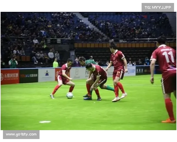 法国杯传奇与平民奇迹：从小球队到冠军的奋斗与荣耀